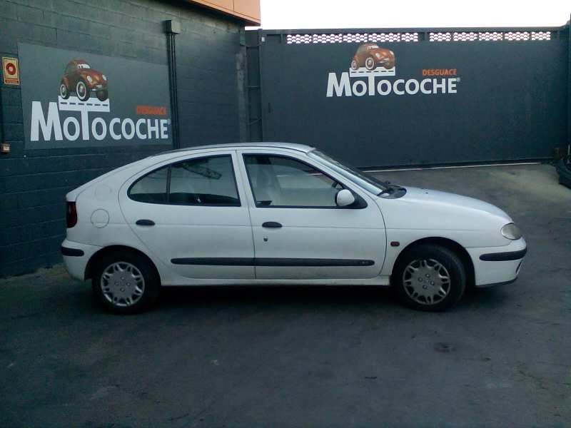 renault megane i fase 2 berlina (ba0) del año 2000