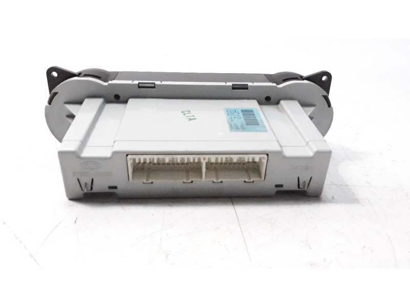 Recambio de mando climatizador para kia cee´d 1.6 crdi cat referencia OEM IAM 972501H602  