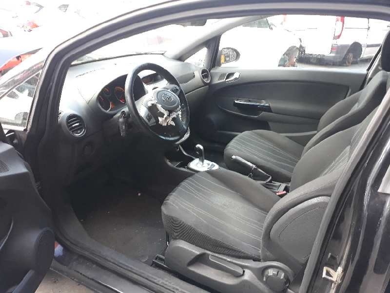 opel corsa d del año 2009