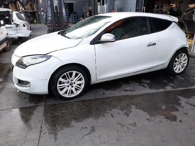 renault megane iii coupe del año 2011