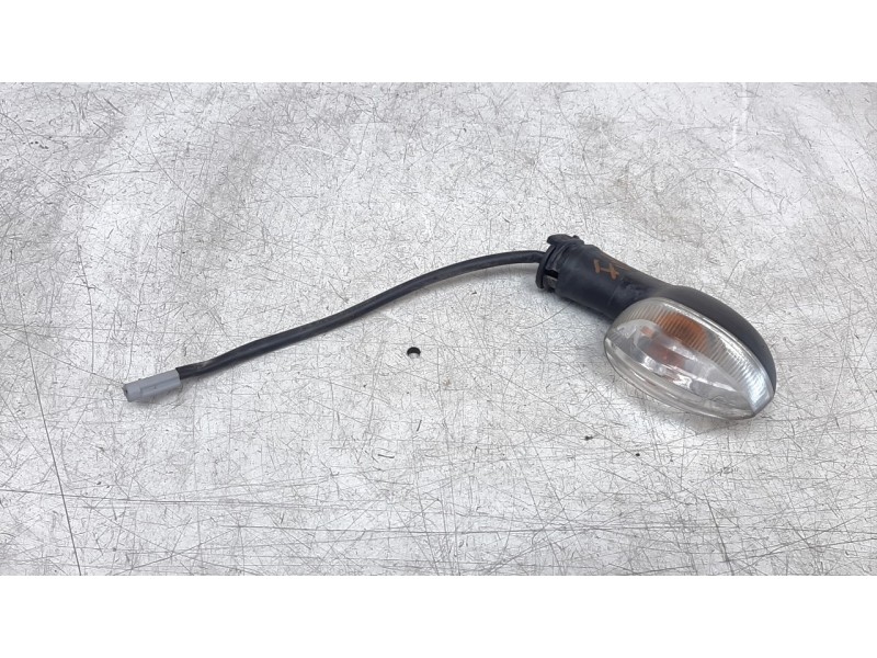 Recambio de piloto delantero izquierdo para yamaha xsr 700 referencia OEM IAM 2PN8331000  