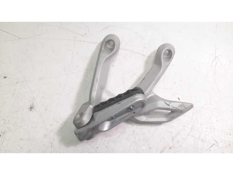 Recambio de estribos laterales para triumph tiger tiger 1200 gt pro (pv01) referencia OEM IAM T2082142 T2088615 