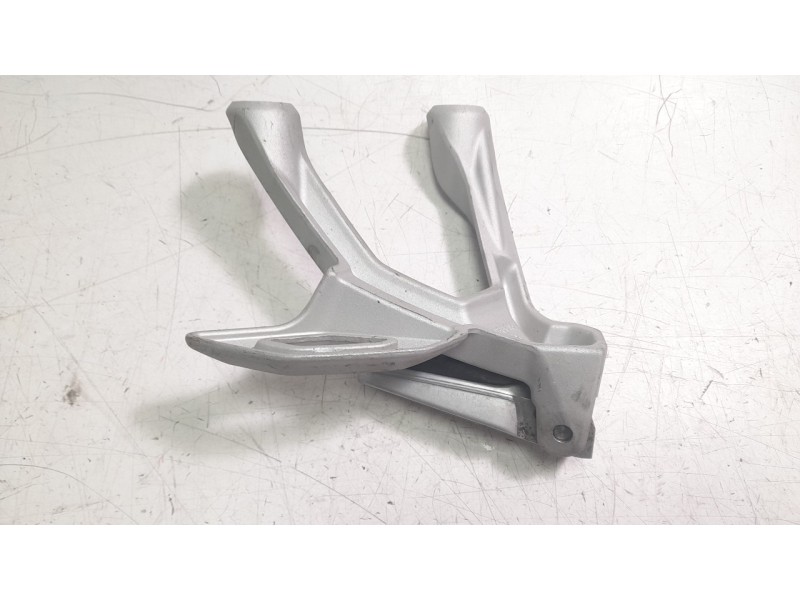 Recambio de estribos laterales para triumph tiger tiger 1200 gt pro (pv01) referencia OEM IAM T2082142 T2088615 