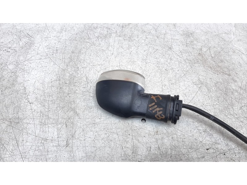 Recambio de piloto delantero izquierdo para yamaha xsr 700 referencia OEM IAM 2PN8331000  