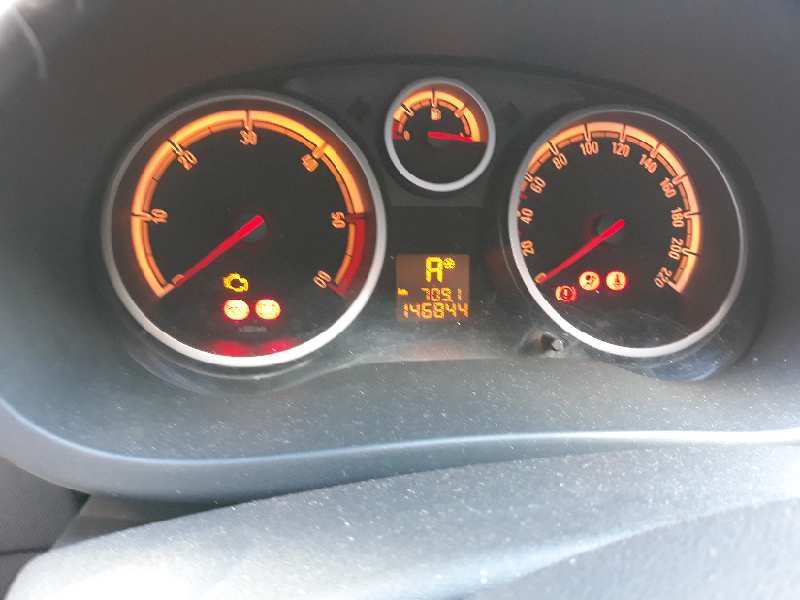 opel corsa d del año 2009