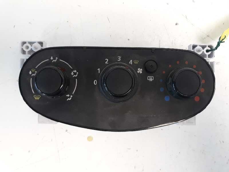 Recambio de mando calefaccion / aire acondicionado para dacia sandero ambiance referencia OEM IAM   