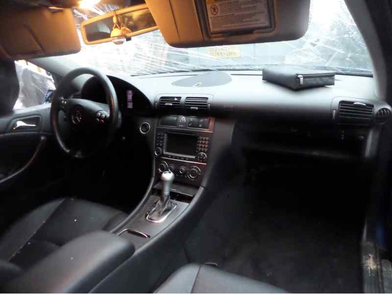 mercedes-benz clase c (w203) sportcoupe del año 2004