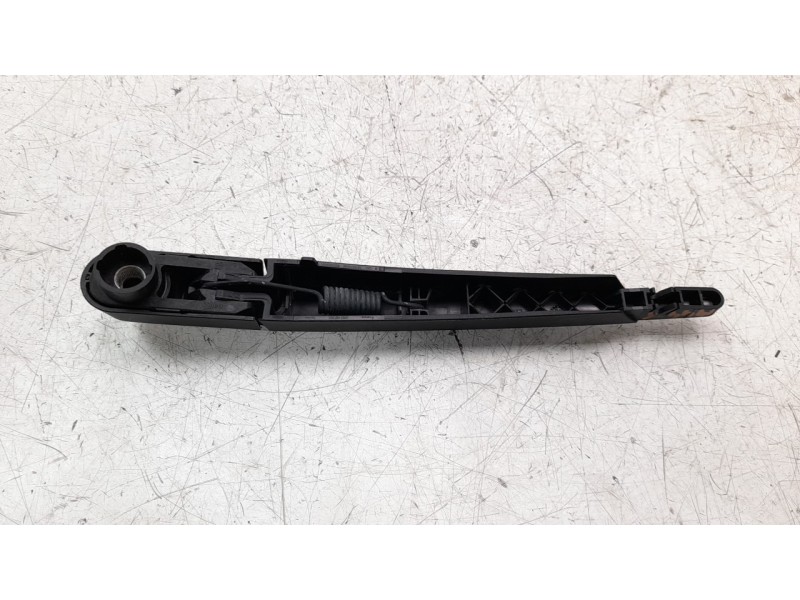 Recambio de brazo limpia trasero para dacia sandero iii expression referencia OEM IAM 287815304R  