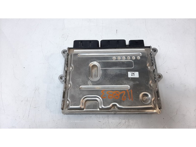 Recambio de centralita motor uce para renault clio v zen referencia OEM IAM 237100833S  