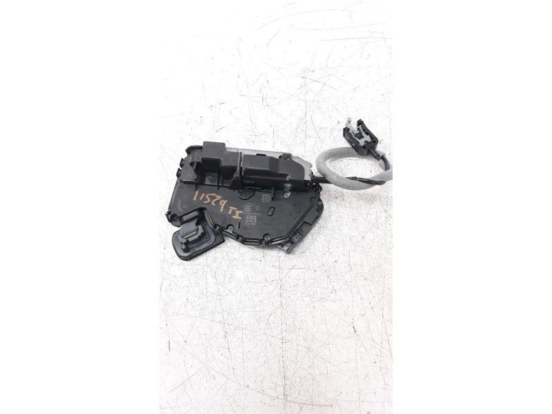 Recambio de cerradura puerta trasera izquierda para seat ateca (kh7) 1.0 tsi referencia OEM IAM 45370180  