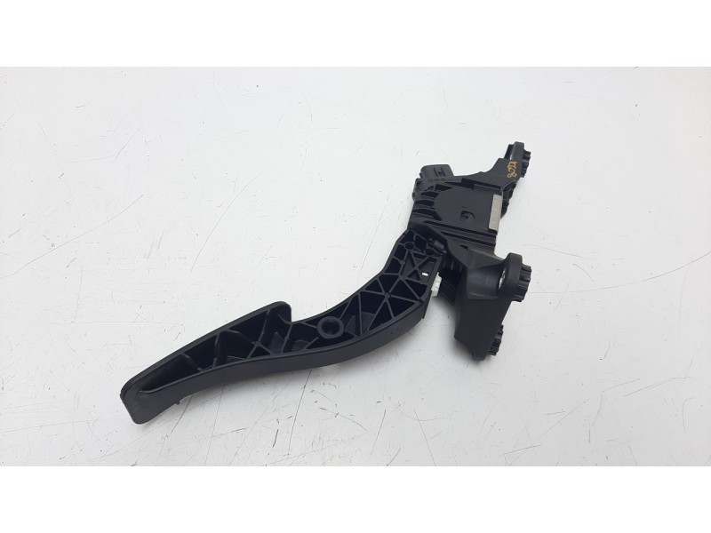 Recambio de potenciometro pedal para kia stonic (ybcuv) 1.2 cat referencia OEM IAM CN01626767 00136810 