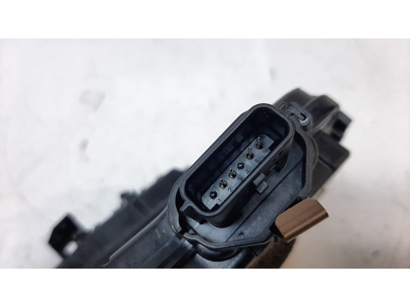 Recambio de cerradura puerta trasera derecha para renault clio v zen referencia OEM IAM 825007311R  
