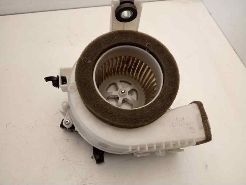 Recambio de ventilador calefaccion para toyota auris 1.8 16v cat (híbrido) referencia OEM IAM 1173005161  