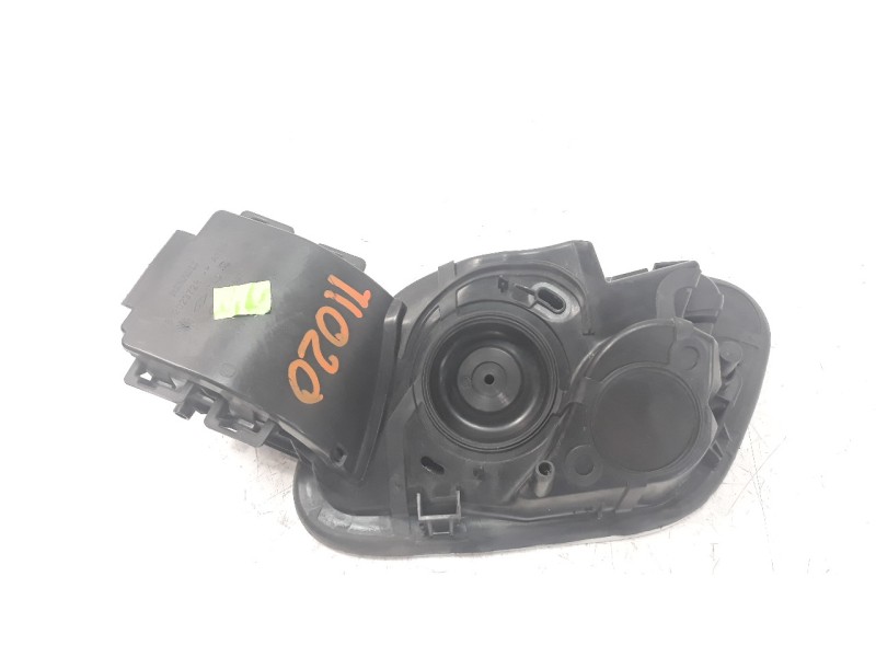 Recambio de tapa exterior combustible para renault scenic iv 1.2 tce energy referencia OEM IAM 781202372R  