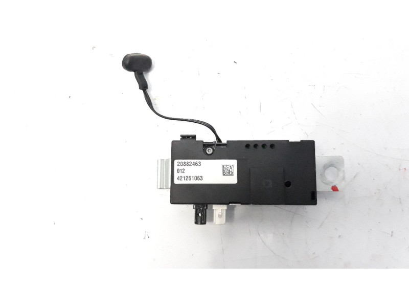 Recambio de modulo electronico para chevrolet malibu 2.0 diesel cat referencia OEM IAM 20882463  