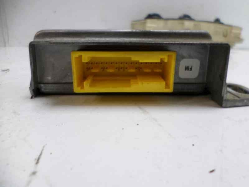 Recambio de centralita airbag para renault megane i classic (la0) 1.9 diesel referencia OEM IAM 7700418152F  