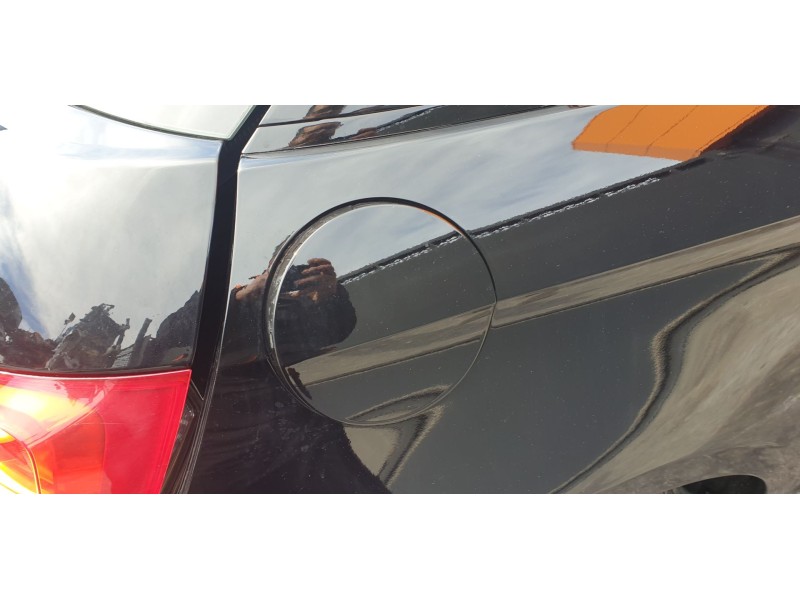 Recambio de tapa exterior combustible para audi a1 (8x) ambition referencia OEM IAM 8X0809907  