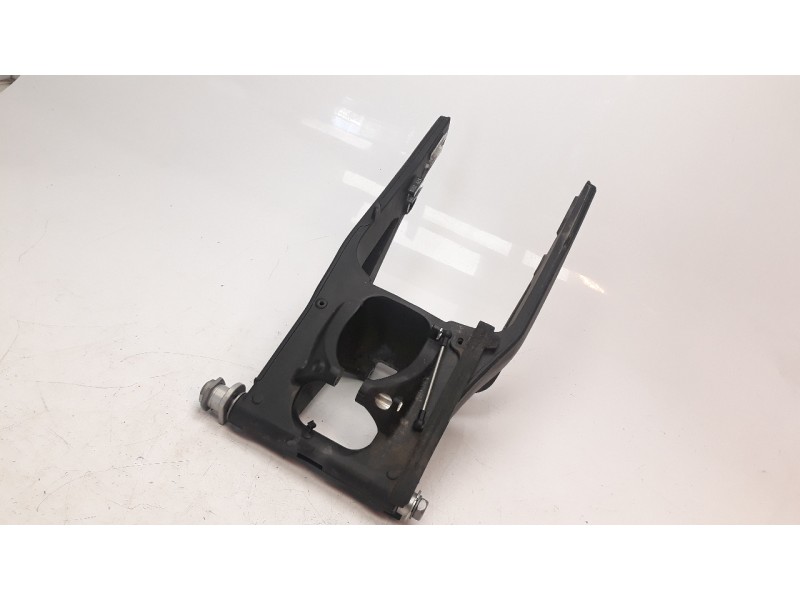 Recambio de puente trasero para bmw s 1000 rr s 1000 rr referencia OEM IAM 15280011  