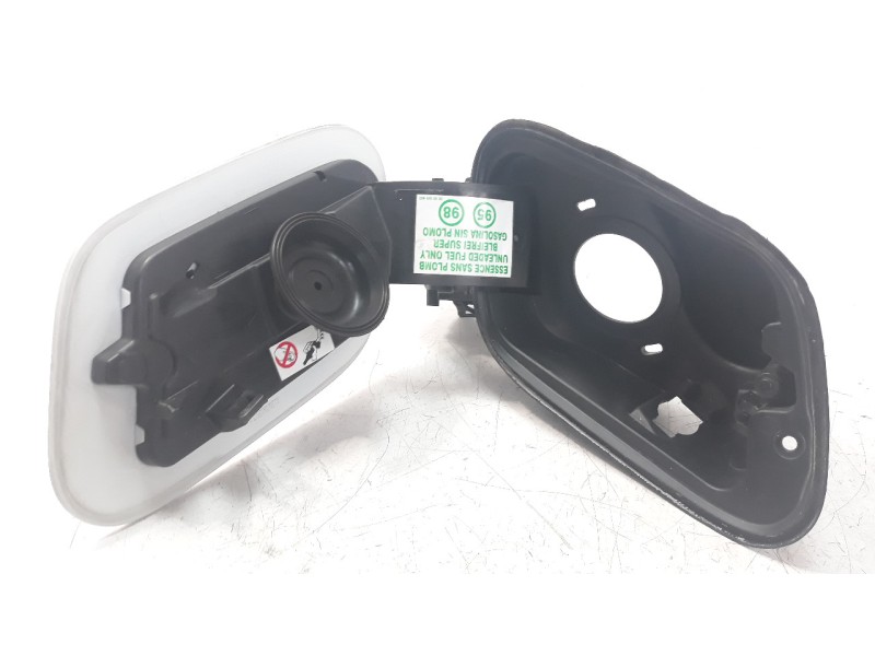 Recambio de tapa exterior combustible para renault scenic iv 1.2 tce energy referencia OEM IAM 781202372R  