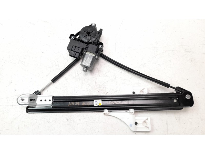Recambio de elevalunas delantero derecho para seat ateca (kh7) 1.0 tsi referencia OEM IAM 575839462A  