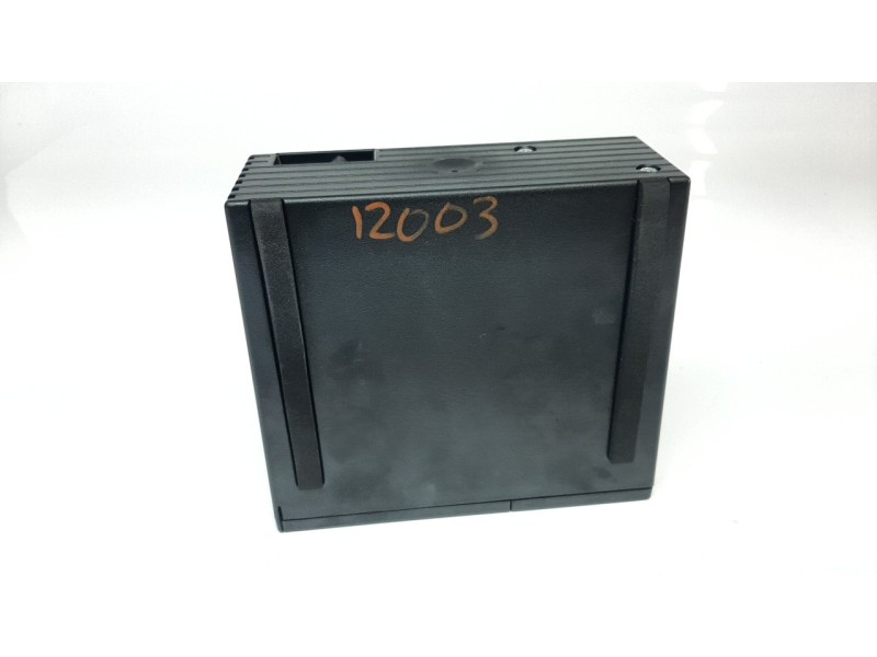 Recambio de herramientas para audi a1 (8x) ambition referencia OEM IAM 8X0012615  