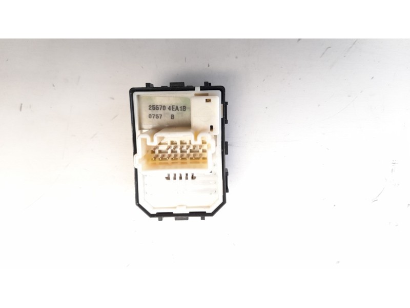 Recambio de mando retrovisor para nissan qashqai (j11) 1.6 cat referencia OEM IAM 255704EA1B  