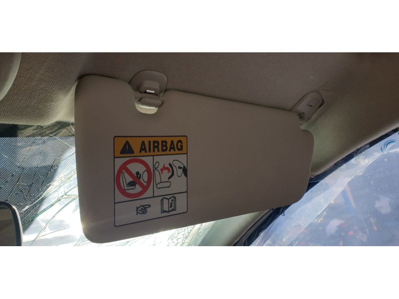 Recambio de parasol derecho para dacia sandero iii expression referencia OEM IAM 964009953R  