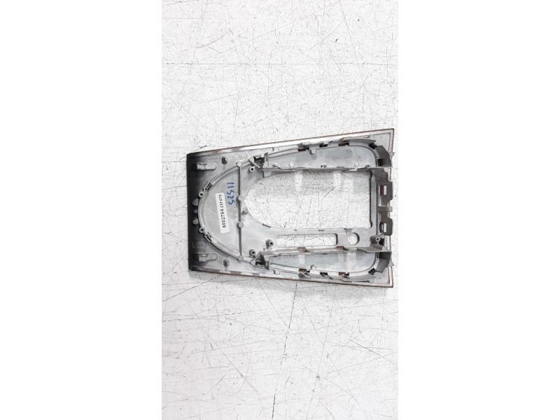 Recambio de moldura para mercedes-benz clase e (w211) berlina 2.6 cat referencia OEM IAM A2116802336  