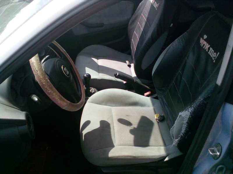 seat cordoba berlina (6l2) del año 2003