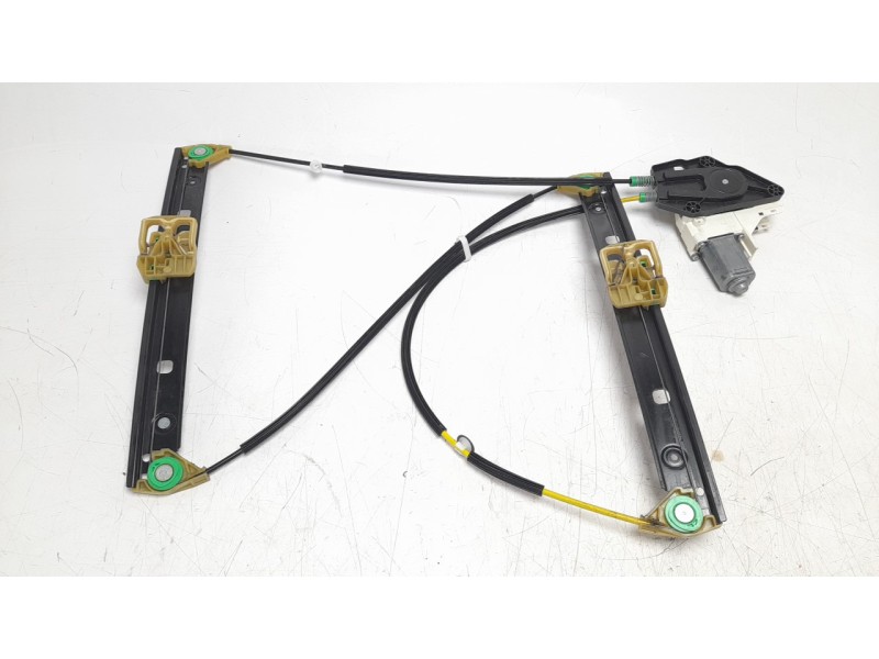 Recambio de elevalunas delantero derecho para audi a1 (8x) ambition referencia OEM IAM 8X3837462 106022716 113752
