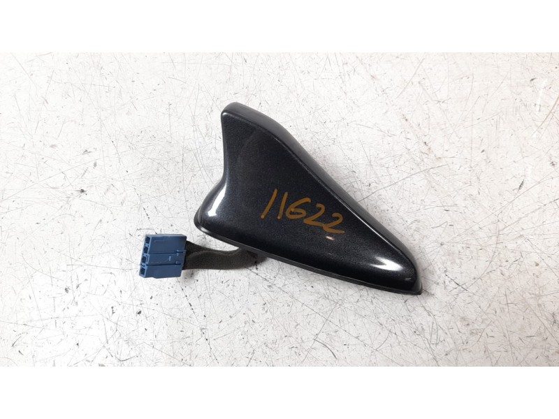 Recambio de antena para hyundai kona 1.0 tgdi cat referencia OEM IAM 96210K4300  