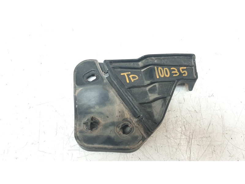 Recambio de moldura para mercedes-benz clase cla (w117) shooting brake cla 200 d (117.908) referencia OEM IAM A1178853900  