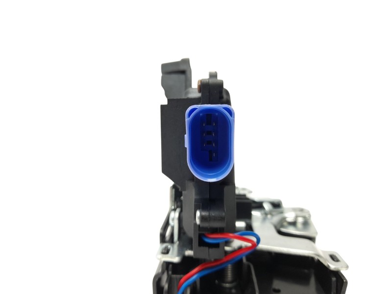 Recambio de cerradura puerta trasera izquierda para volkswagen golf v berlina (1k1) referencia OEM IAM 7L0839015A  10623320123/E