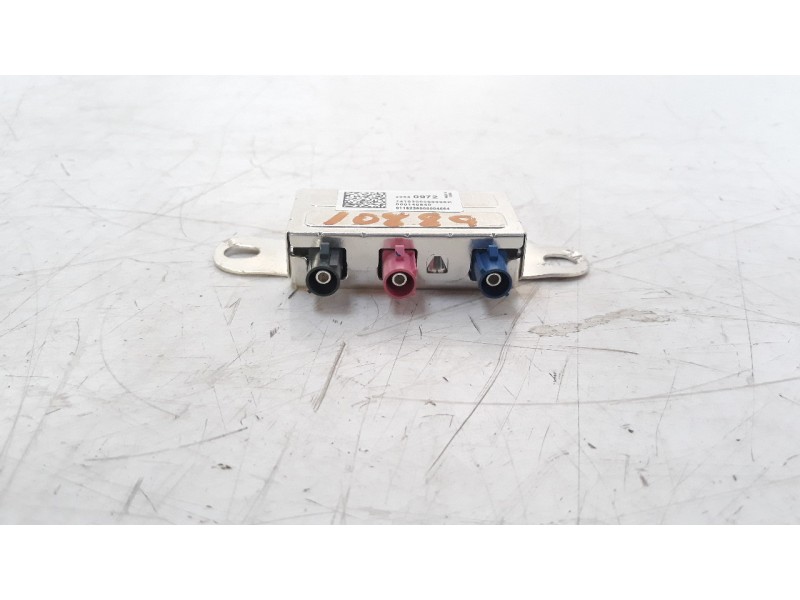 Recambio de antena para opel astra k lim. 5türig 1.6 cdti dpf referencia OEM IAM 20960972  