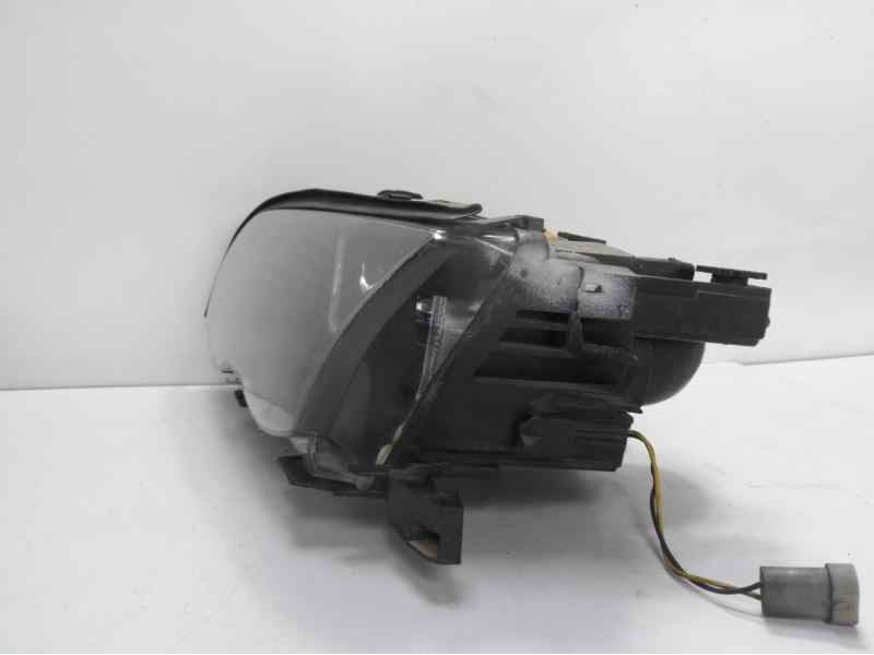 Recambio de faro izquierdo para bmw serie 3 berlina (e46) 320d referencia OEM IAM 63127165769  