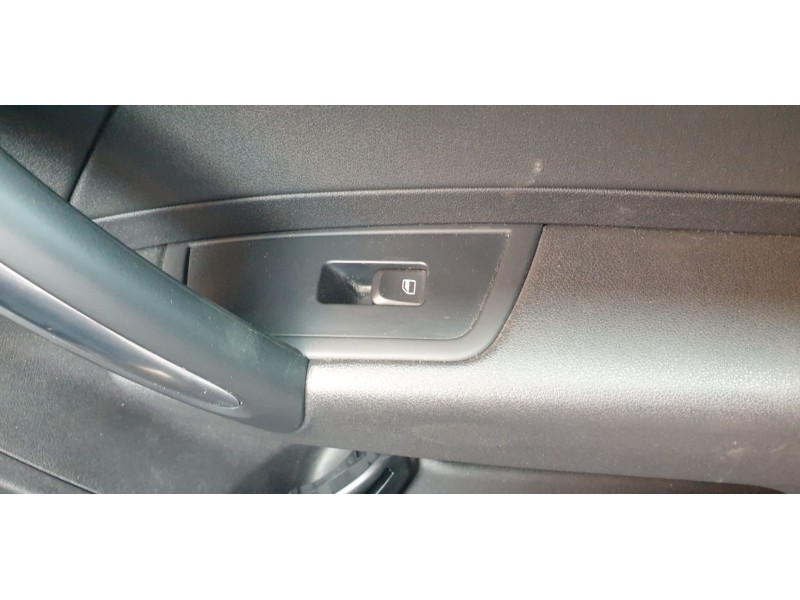 Recambio de mando elevalunas delantero derecho para audi a1 (8x) ambition referencia OEM IAM 4G09598555PR  