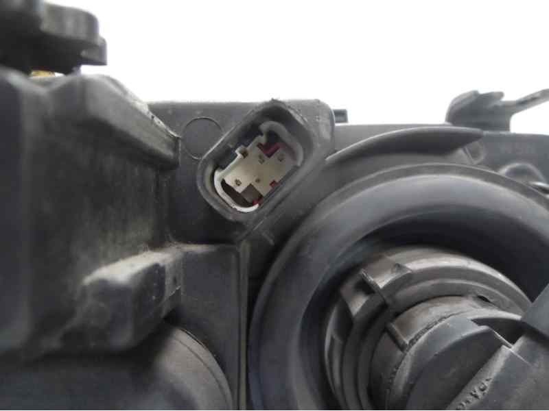 Recambio de faro izquierdo para bmw serie 3 berlina (e46) 320d referencia OEM IAM 63127165769  