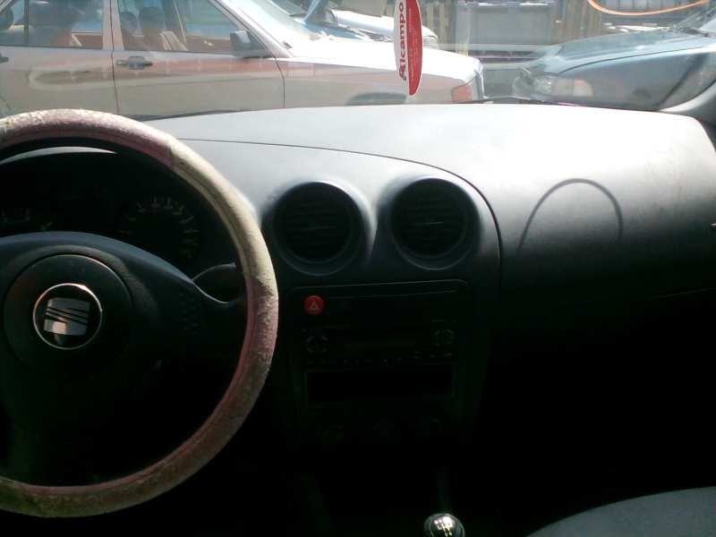 seat cordoba berlina (6l2) del año 2003