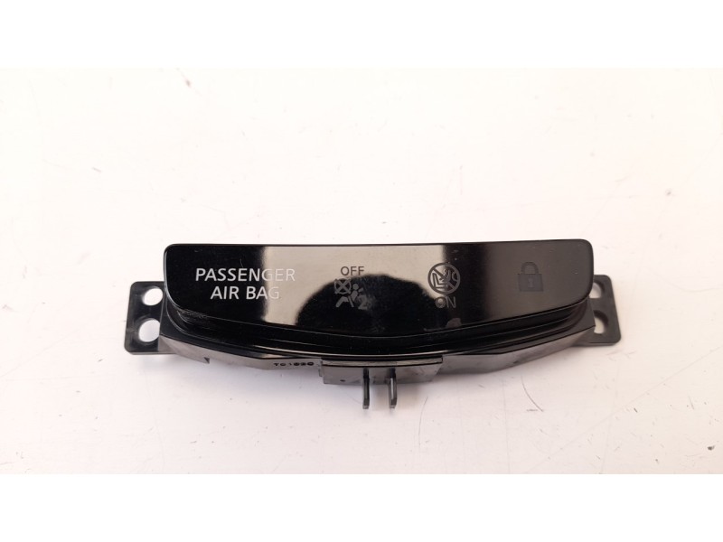 Recambio de pantalla multifuncion para nissan qashqai (j11) 1.6 cat referencia OEM IAM 250204EA0A  