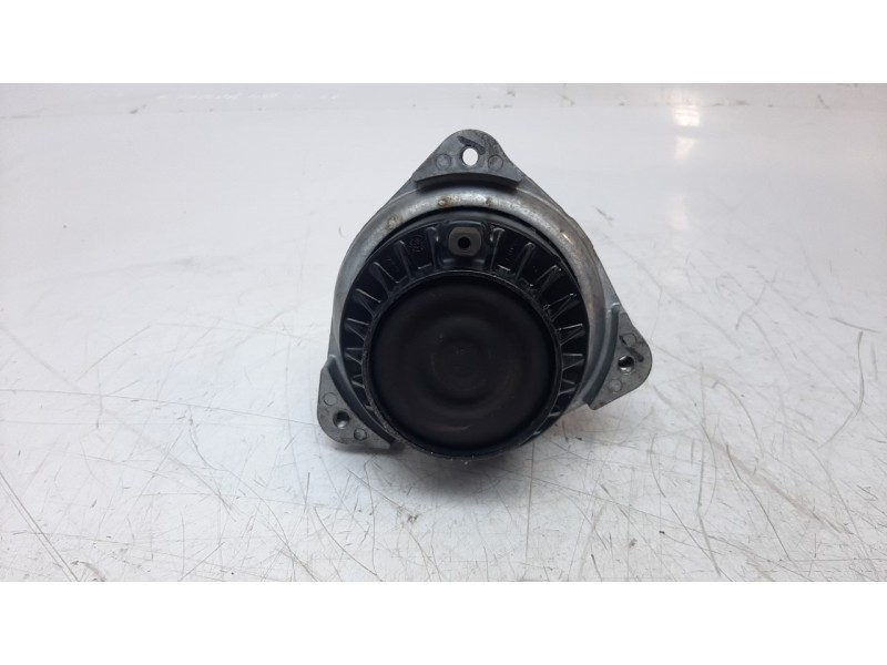 Recambio de soporte motor derecho para bmw serie 5 gran turismo (f07) 530d xdrive referencia OEM IAM 2211677738101  
