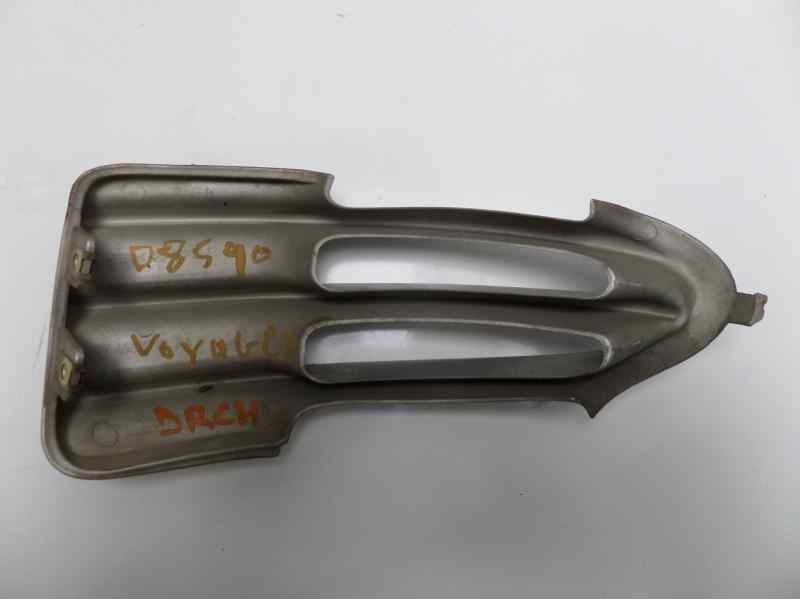 Recambio de rejilla paragolpes derecha para chrysler voyager (rg) 2.5 crd cat referencia OEM IAM RT4857392AA  