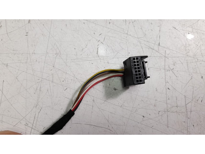 Recambio de retrovisor derecho para audi a1 (8x) ambition referencia OEM IAM 8X0857536D 1050242011 