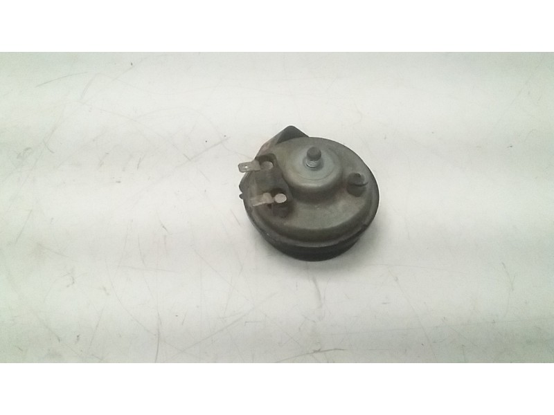 Recambio de claxon para mercedes-benz clase b (w245) 2.0 cdi cat referencia OEM IAM 703881165  