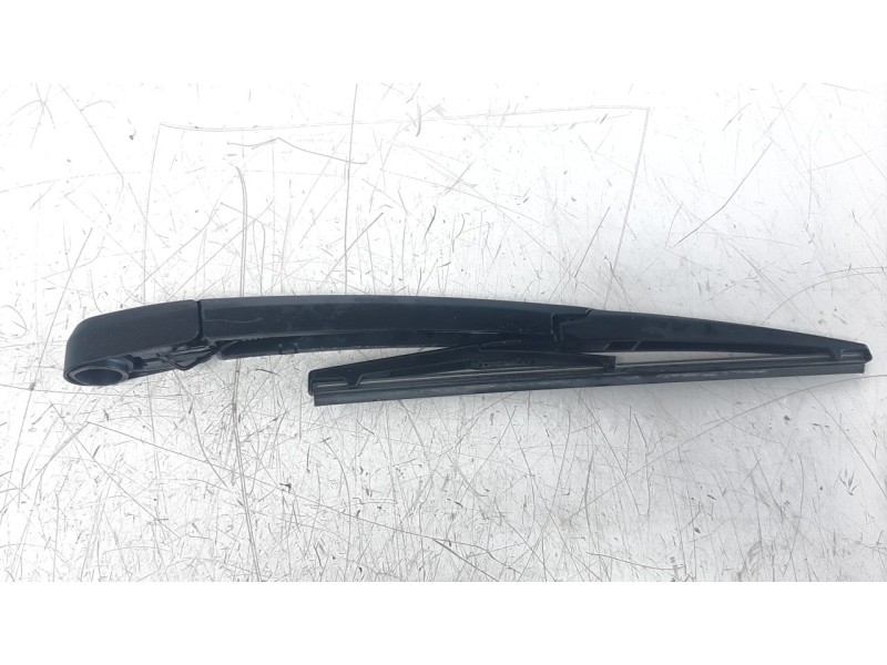 Recambio de brazo limpia trasero para hyundai kona 1.0 tgdi cat referencia OEM IAM 988152P000  