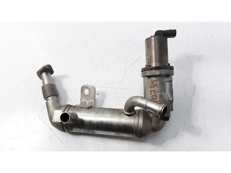 Recambio de valvula egr para kia cee´d 1.6 crdi cat referencia OEM IAM 284102A120  