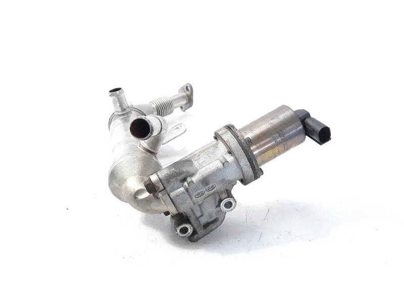 Recambio de valvula egr para kia cee´d 1.6 crdi cat referencia OEM IAM 284102A120  