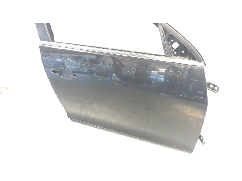 Recambio de puerta delantera derecha para chevrolet malibu 2.0 diesel cat referencia OEM IAM 22855852  