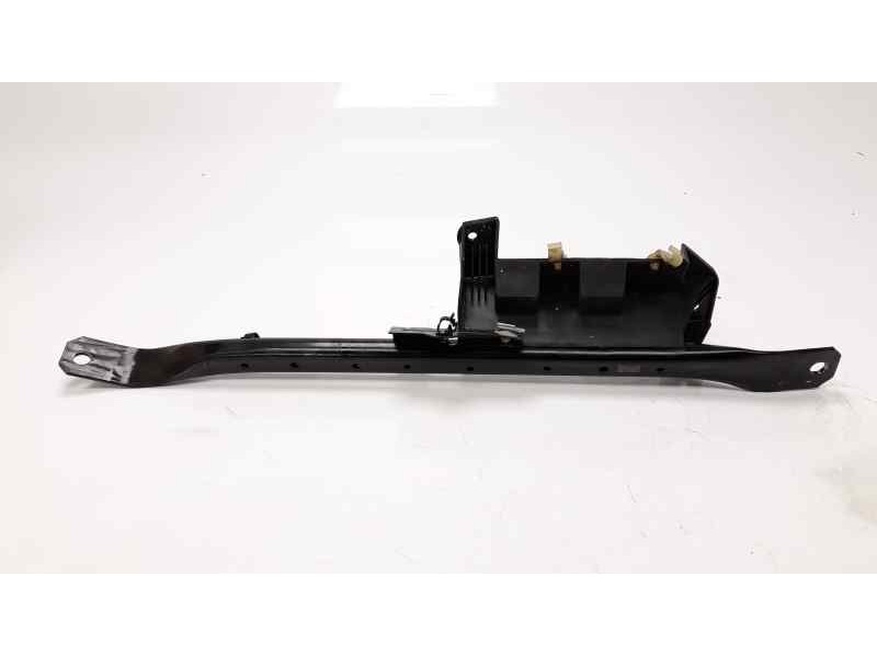 Recambio de travesaño inferior para alfa romeo stelvio (630) super q4 referencia OEM IAM A6117K  