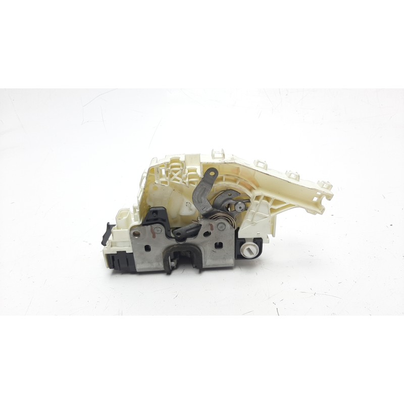 Recambio de cerradura puerta trasera izquierda para fiat 500 x (334) 1.6 jtdm 16v referencia OEM IAM 52139904  