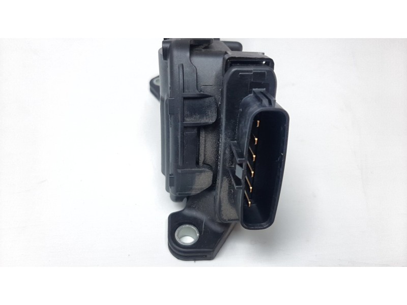 Recambio de potenciometro pedal para suzuki vitara 1.4 16v boosterjet cat referencia OEM IAM 4940068L51  